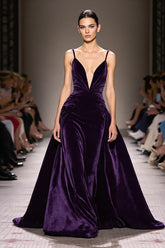 Dunkelviolettes A-Linie Abendkleid aus Samt mit tiefem V-Ausschnitt